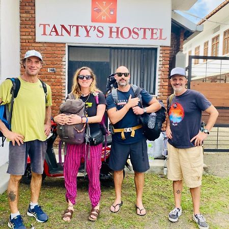 Tanty'S Hostel ガル エクステリア 写真